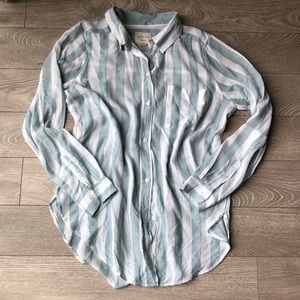 AE Button Down